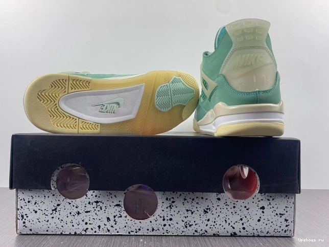 CV9388-102 AJ4 OW Jordan O-W  4 Air 0725